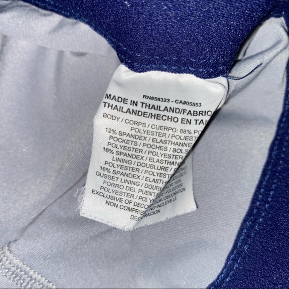 Nike 2 in 1 Dri-Fit Shorts with Spandex - Picture 6 of 14